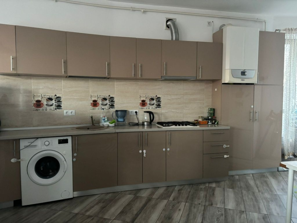 Apartament 3 camere, Teleajen, Calea Călărașilor