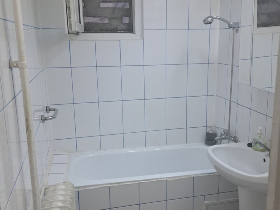 Apartament 2 camere de vanzare str. Semenic, Brancoveanu