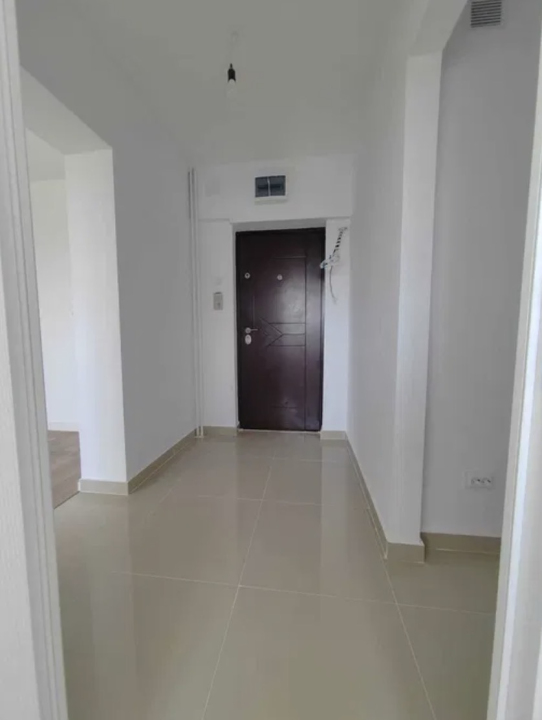 Apartament 2 camere renovat Metrou Titan / Parc IOR