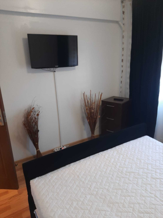 Apartament 2 camere închiriere Drumul Taberei (Lângă frigocom)