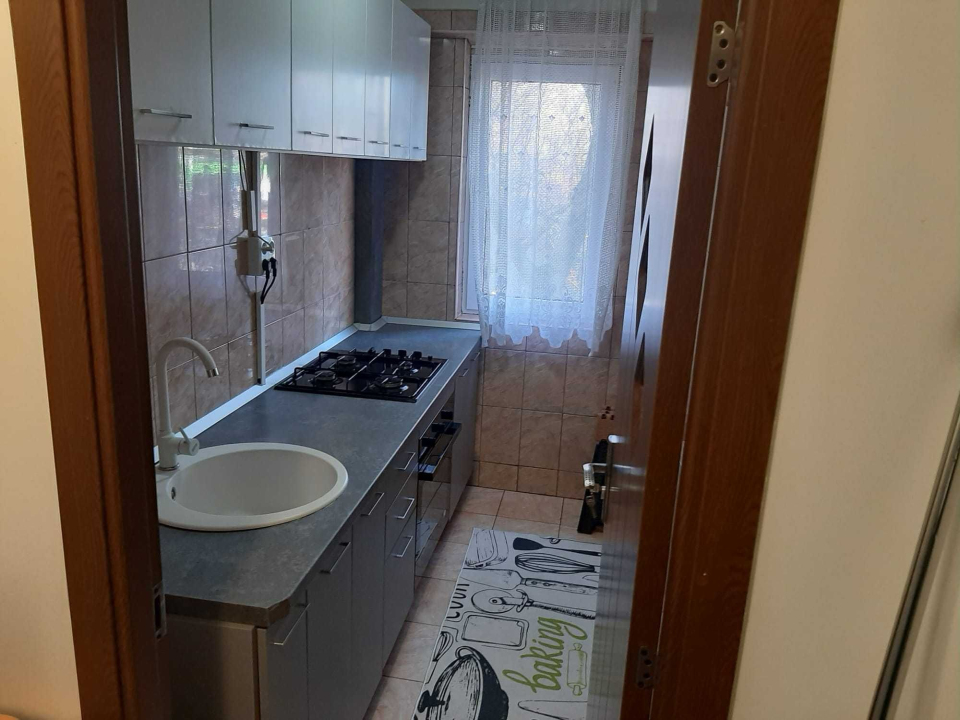 Apartament 2 camere închiriere Drumul Taberei (Lângă frigocom)