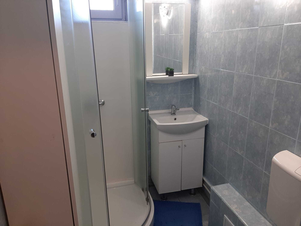 Apartament 2 camere închiriere Drumul Taberei (Lângă frigocom)