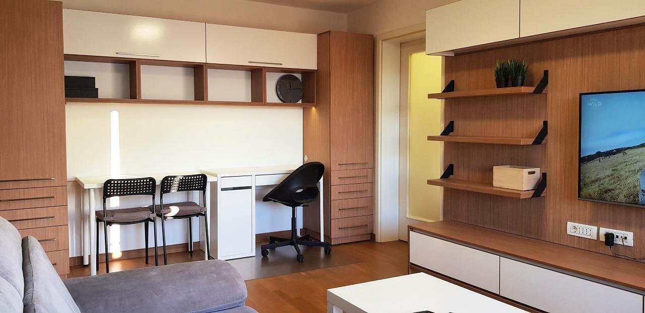 Apartament 2 camere de închiriat Drumul taberei lângă gura de metrou Favorit