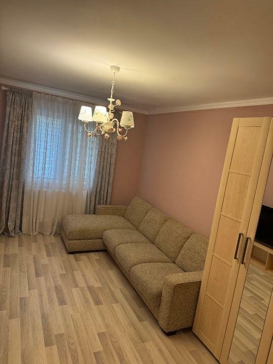 Apartament 3 camere inchiriere Aparatori Patriei