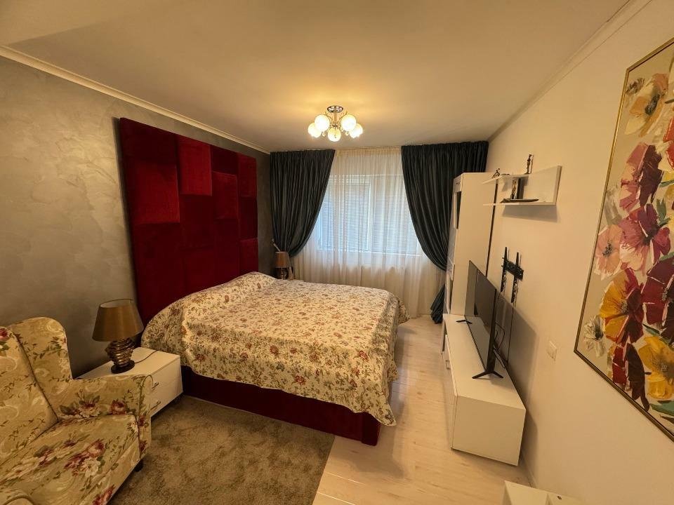 Apartament 3 camere inchiriere Aparatori Patriei