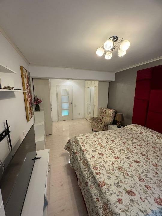 Apartament 3 camere inchiriere Aparatori Patriei