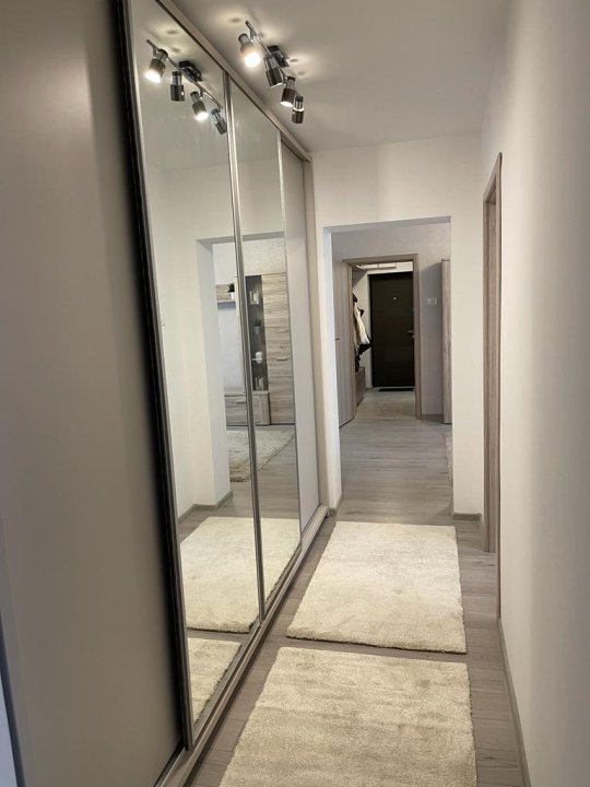 Apartament 4 camere Drumul Taberei lângă gura de metrou tudor Vladimirescu 