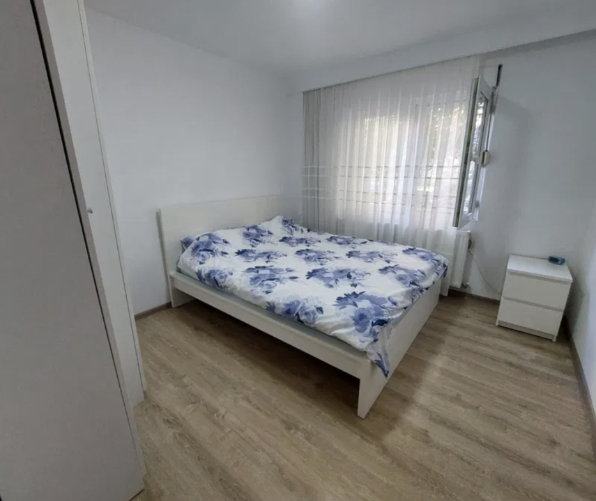 Apartament 2 camere renovat 1983 Bd Chisinau / Diham / Stadion National