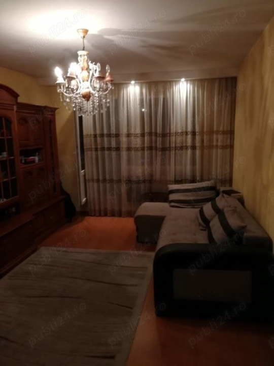 Apartament 3 camere de închiriat Militari Gorjului