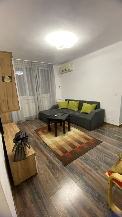 Apartament 3 camere in stare buna, Raul Doamnei, Drumul Taberei