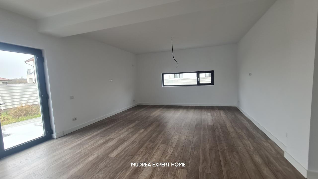 Nou | Casă Superbă | 4 Camere | 420 mp teren | Tunari