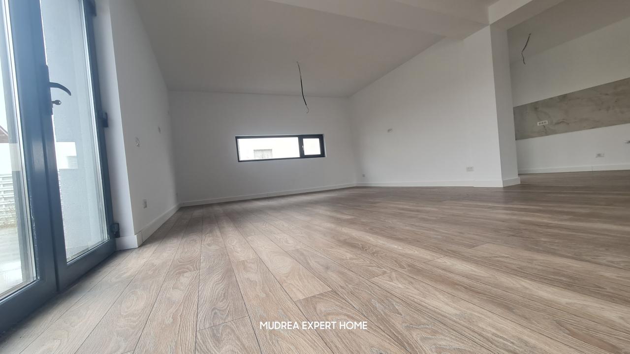 Nou | Casă Superbă | 4 Camere | 420 mp teren | Tunari