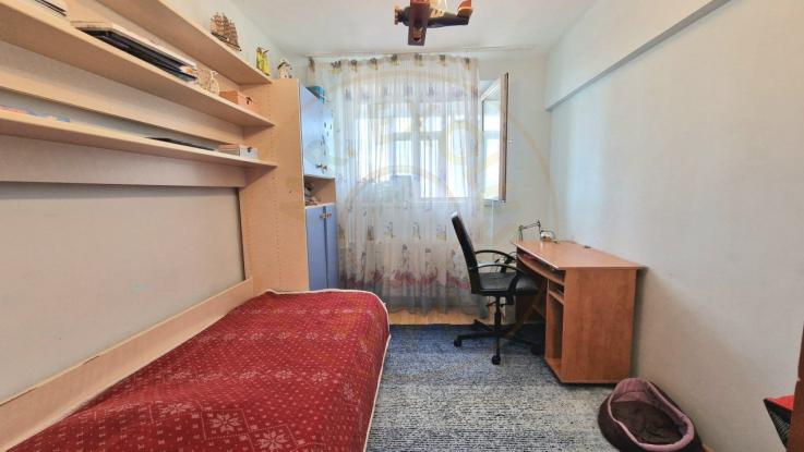 De vanzare apartament cu 3 camere, zona Doamna Ghica