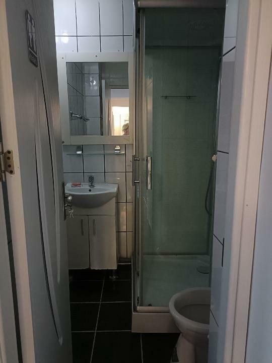 Apartament de 4 camere ( DECOMANDAT-VAD COMERCIAL )-Voronet-Decebal