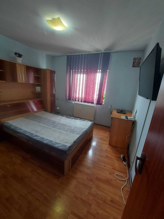 Apartament 3 camere ( Reabilitat/Decomandat) Nerva Traian-Comision 0%