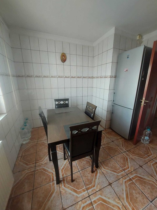 Apartament 3 camere ( Reabilitat/Decomandat) Nerva Traian-Comision 0%