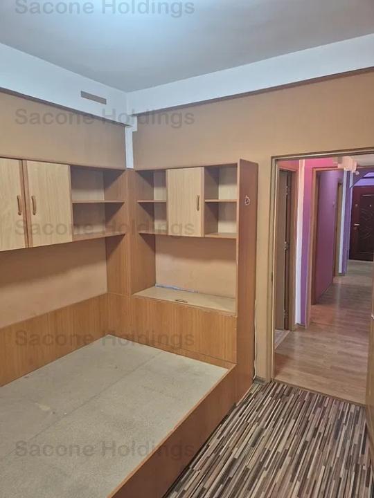 Apartament de 4 camere ( Cu Boxa )-Calea Ferentari-Salaj