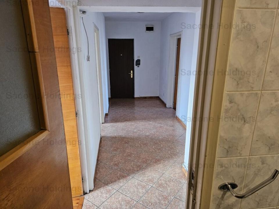 Apartament de 3 camere DECOMANDAT-Mihai Bravu 