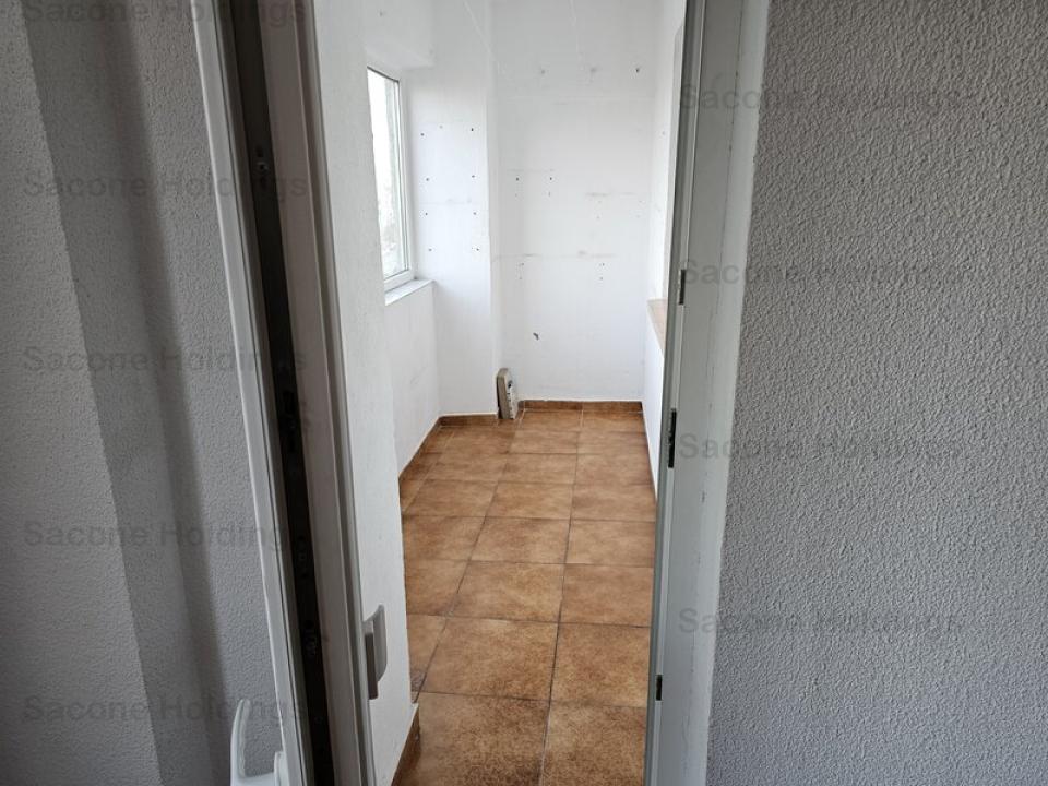 Apartament de 3 camere DECOMANDAT-Mihai Bravu 