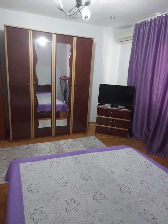 Apartament 3 camere ( Reabilitat/Decomandat) Nerva Traian