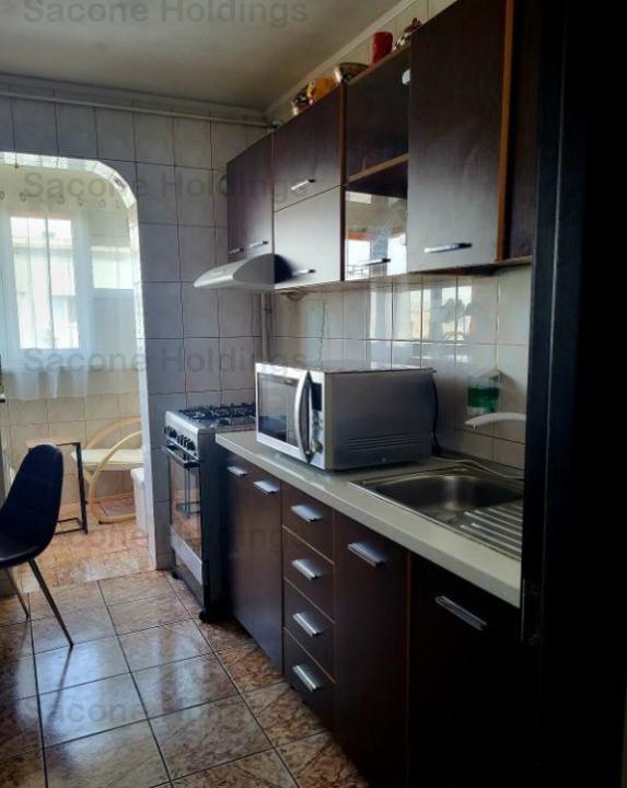 Apartament de 3 camere -luminos-Dristor