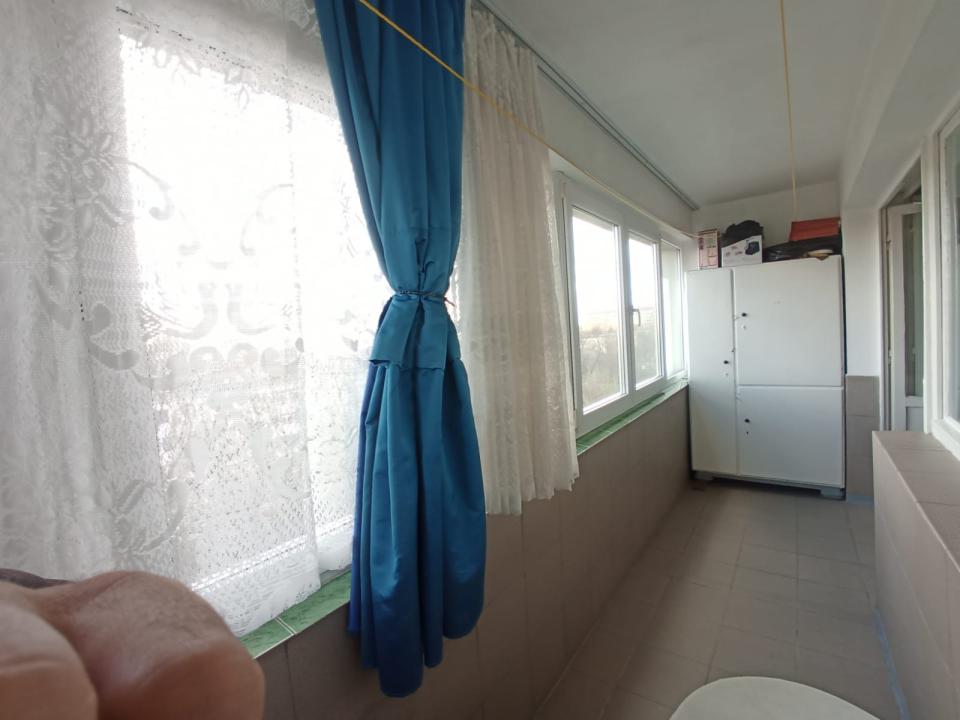 Apartament de 3 camere ( Bloc Reabilitat )-Alexandru Obregia-Berceni