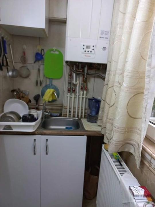 Apartament de 2 camere ( CU CENTRALA )-Piata Sudului