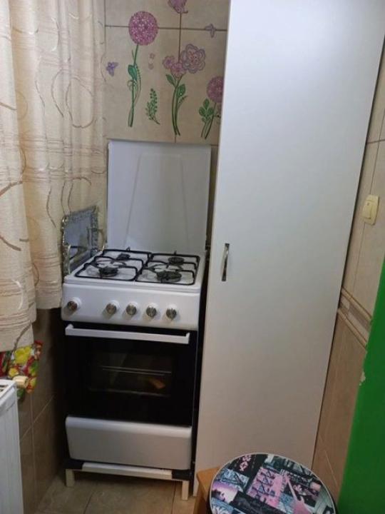 Apartament de 2 camere ( CU CENTRALA )-Piata Sudului