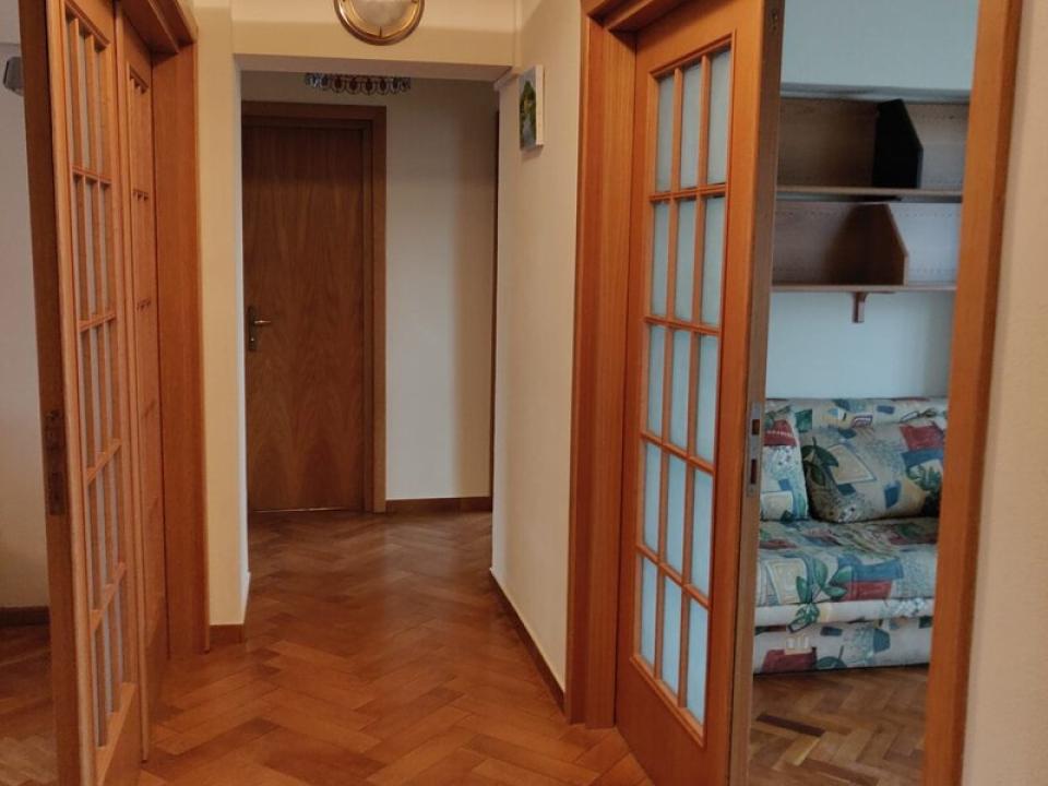 Apartament de 4 camere Unirii-Libertatii