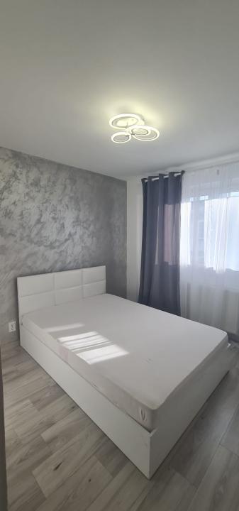 Appartament de 3 camere -Luica-Brancoveanu ( Complet Renovat )