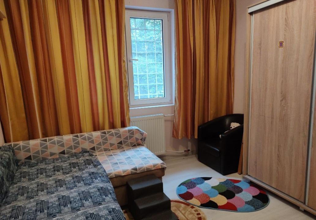 Apartament de 3 camere ( Et1-Decomandat ) -Rahova-Sebastian