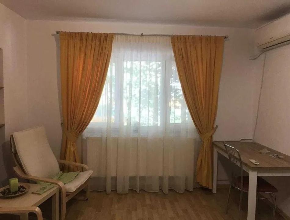 Apartament de 2 camere 300M Metrou-Aviatiei