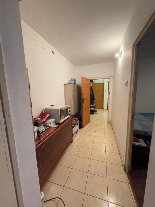 Apartament de 4 camere ( Bloc Reabilitat )-Petre Ispirescu-Rahova-Sebastian