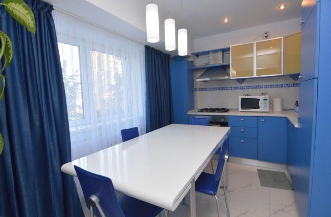 Apartament de 3 camere Fantani-Unirii