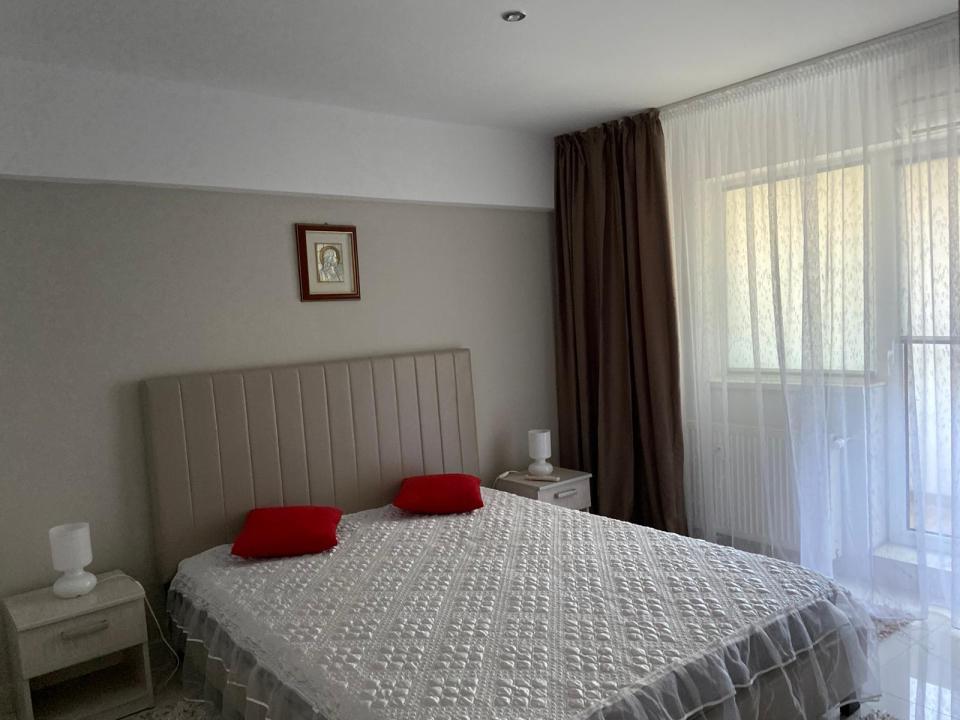 Apartament de 3 camere Fantani-Unirii