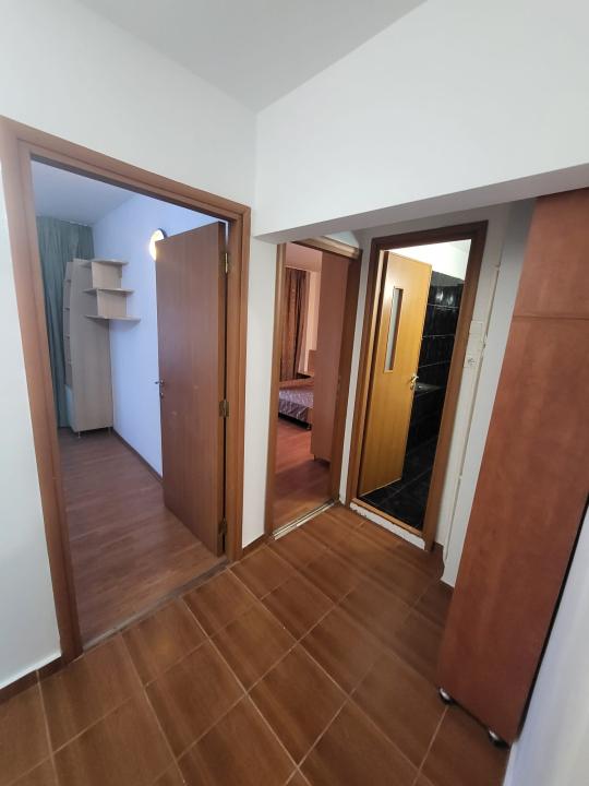 Apartament de 3 camere (150m Parc Sebastian )