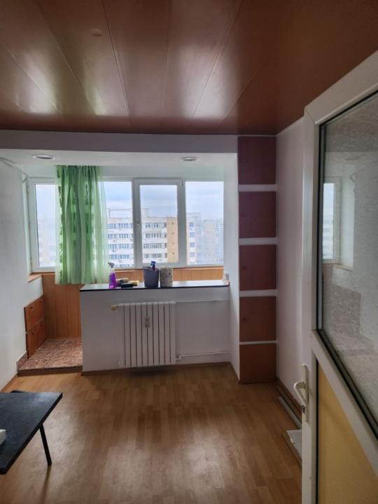 Apartament de 2 camere -Alexandru Obregia ( Bloc Monolit )