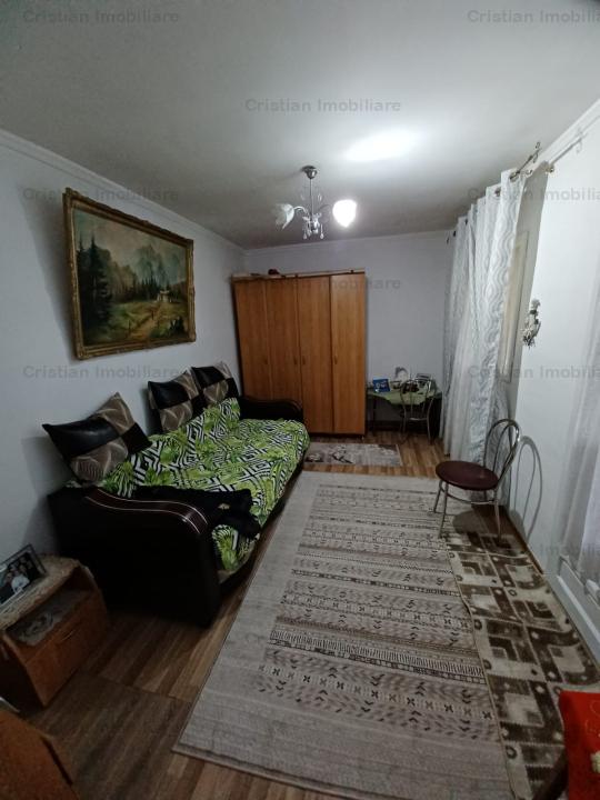 SUPER Casa zona Piata Saraca cu teren 221 mp