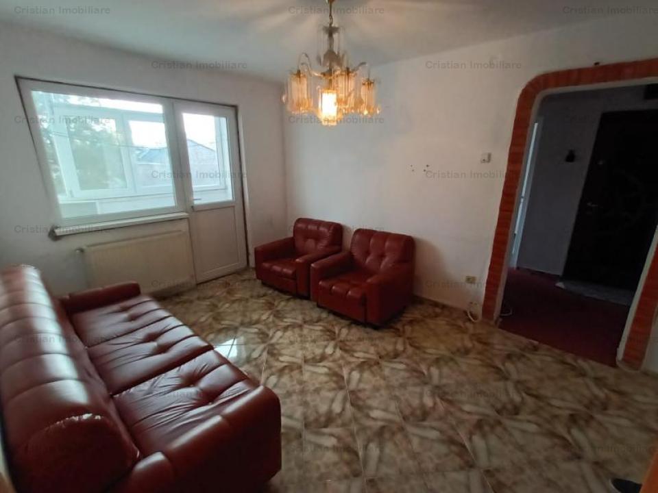 ID 827 - Apartament 3 camere, M. Kogalniceanu, Etaj 2