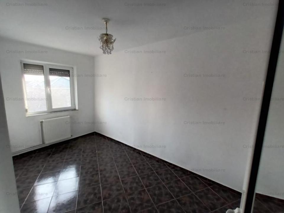 ID 827 - Apartament 3 camere, M. Kogalniceanu, Etaj 2