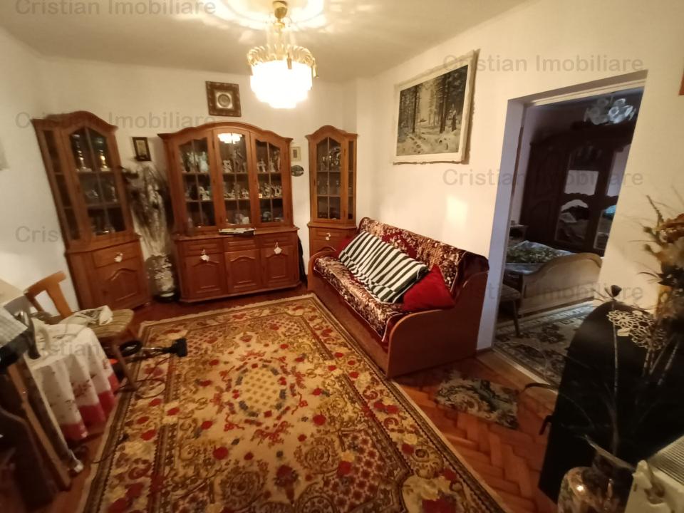 ID 9058 Casa locuibila zona CHERCEA, suprafata teren 595 mp