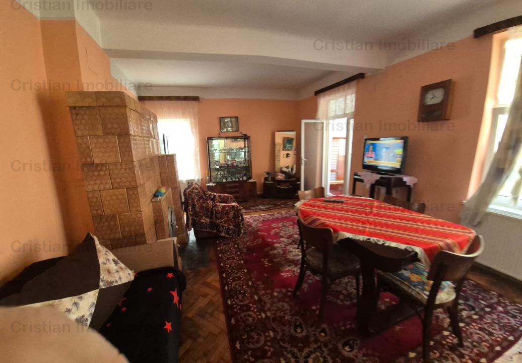 Casa, zona Ultracentral, caramida, 3 camere, decomandata ID 16085