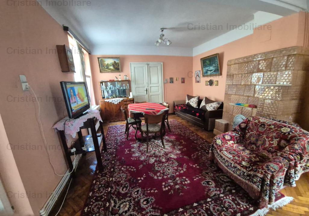 Casa, zona Ultracentral, caramida, 3 camere, decomandata ID 16085