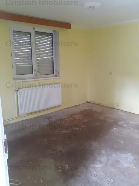 Casa 4 camere, St 670 mp, toate utilitatile, zona Chercea