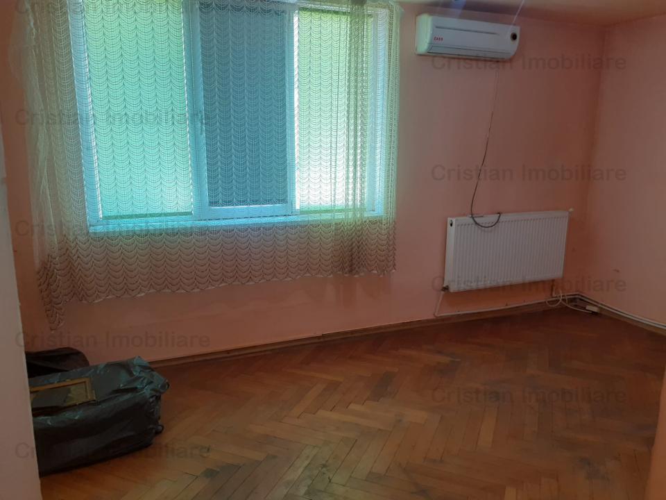  Parter Apartament 1 Confort 1 DECOMANDAT  cam 33 mp Bariera LIBERA