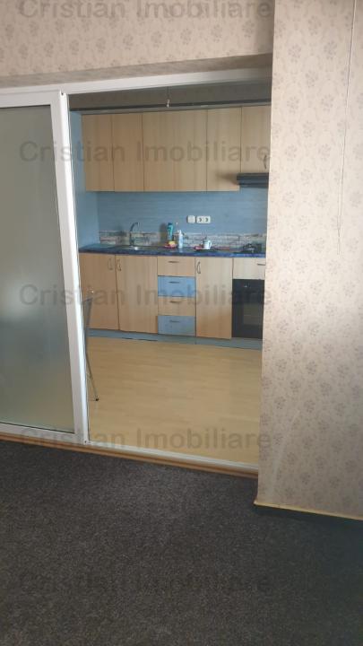 Inchiriere 2 cam Ultracentral etaj 1 bloc cu lift Mobilat si Utilat - Bariera