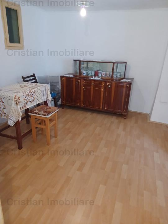 Casa 6 camere, teren 376 mp, toate utilitatile, zona Chercea