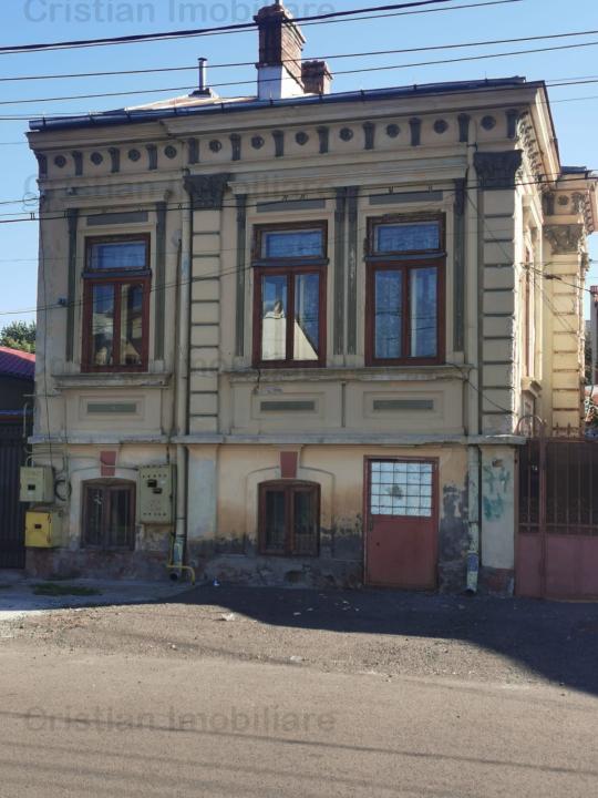 Casa Demisol si Etaj, suprafata construita 150 mp, zona Ultracentrala