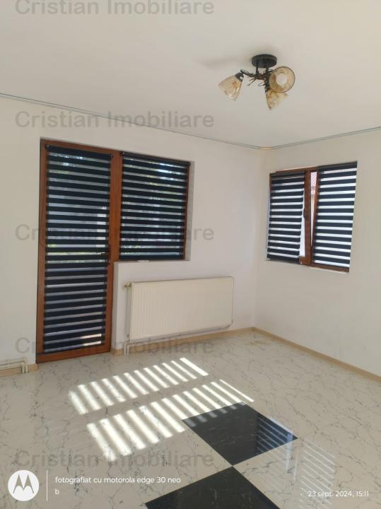 Apartament 3 camere, NEMOBILAT, etajul 1, zona Ultracentrala