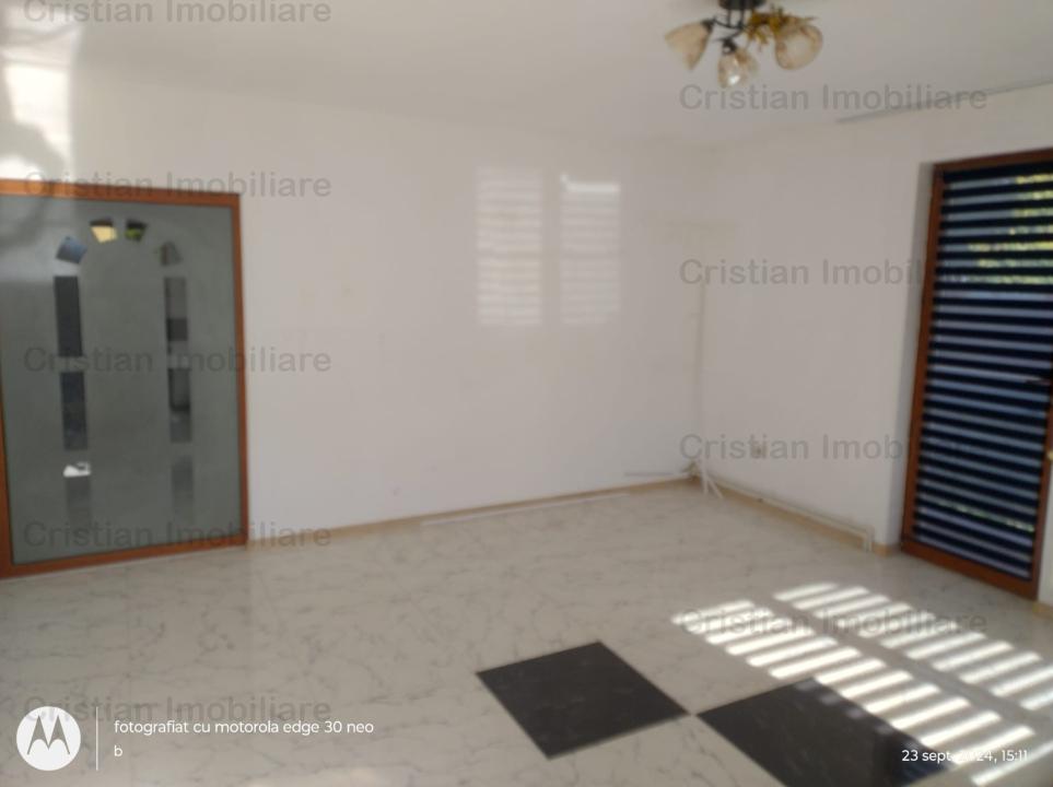 Apartament 3 camere, NEMOBILAT, etajul 1, zona Ultracentrala